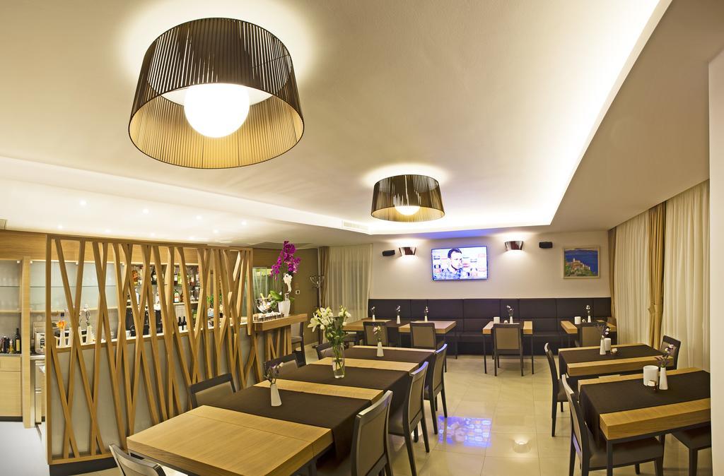 Hotel Villa Privileggio Moscenicka Draga Ngoại thất bức ảnh